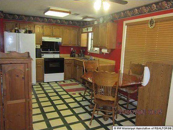 3rd image of 4350 Southern Manor Dr N
