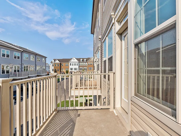 7 Leahy Dr — Photo 13