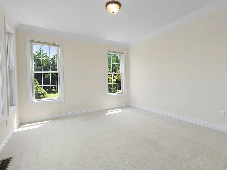 Office/Bonus Room - Main Level