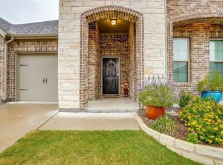 6321 Catalpa Dr, Venus, TX 76084
