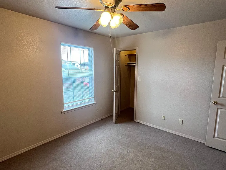 208 E F St #1 — Photo 12