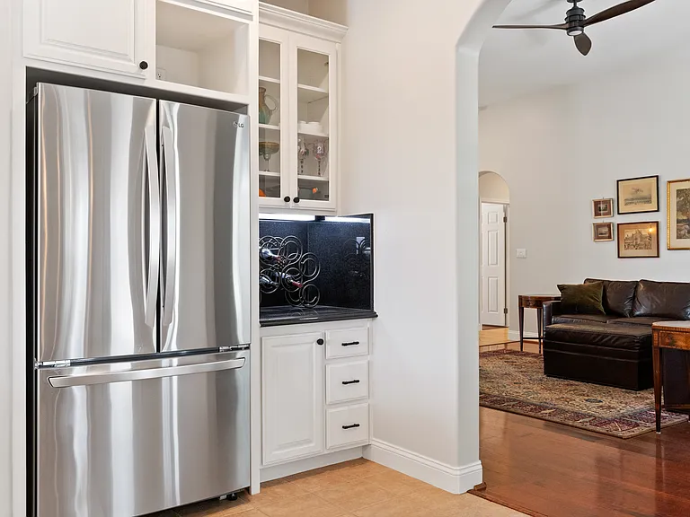 Savannah Pl — Photo 12
