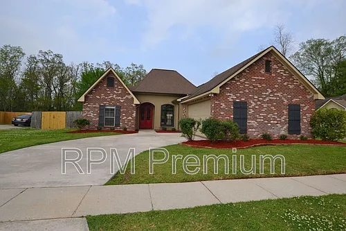 2691 Woodbend Ave Photo 1