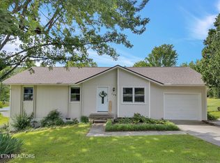 109 Tracy Ln, Oak Ridge, TN 37830