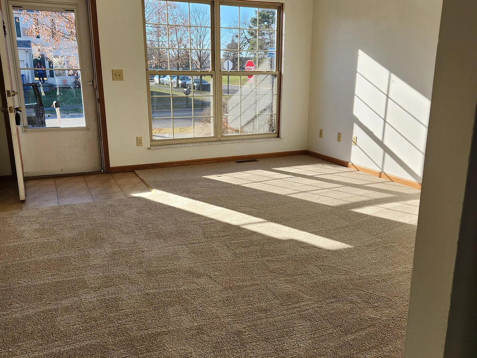 242 Richards Dr - 1 — Photo 3