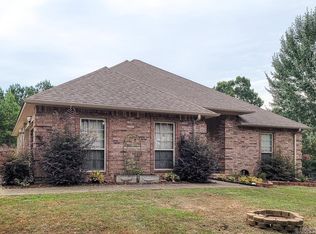 7841 Mars Hill Rd, Bauxite, AR 72011