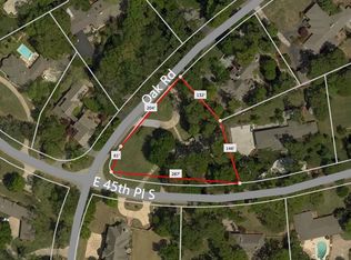 4469 S Oak Rd E, Tulsa, OK 74105