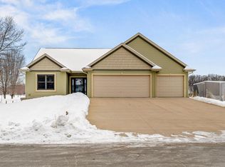 N5597 Cheyenne Dr, Onalaska, WI 54650