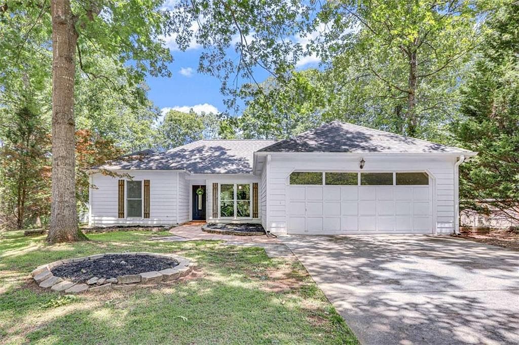 1534 Oakleaf Dr, Auburn, GA 30011 Zillow