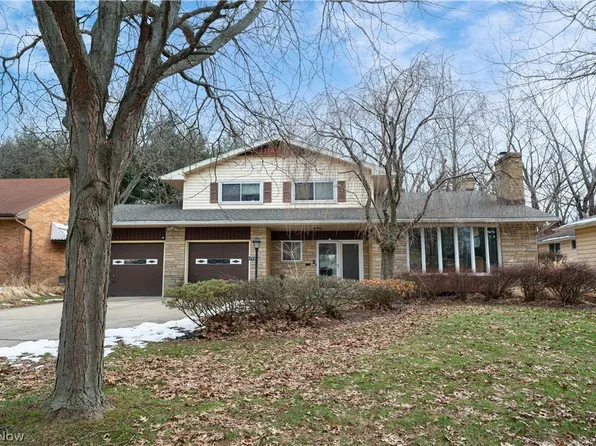 1775 Sherwood Blvd, Euclid, OH 44117