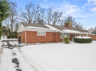 340 Carley Ave, Sharon, PA 16146