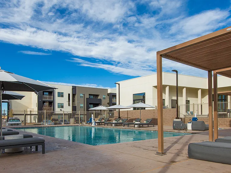 Cielo Luxury Living Apartments — Photo 14