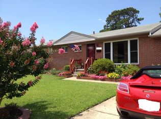 8121 Ferncliff Rd, Norfolk, VA 23518