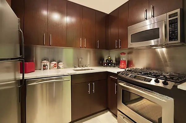 Rented by Nest Seekers International | media 18