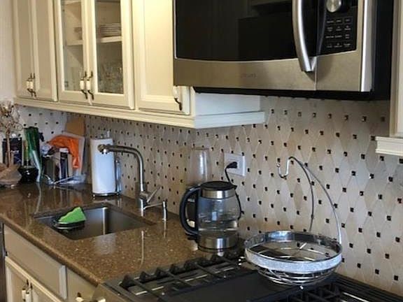 5th image of 2940 W 5th St APT 21F