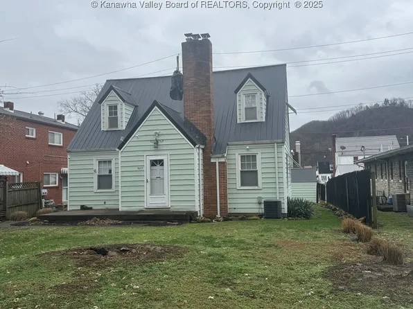 3613 Kanawha Ave SE, Charleston, WV 25304