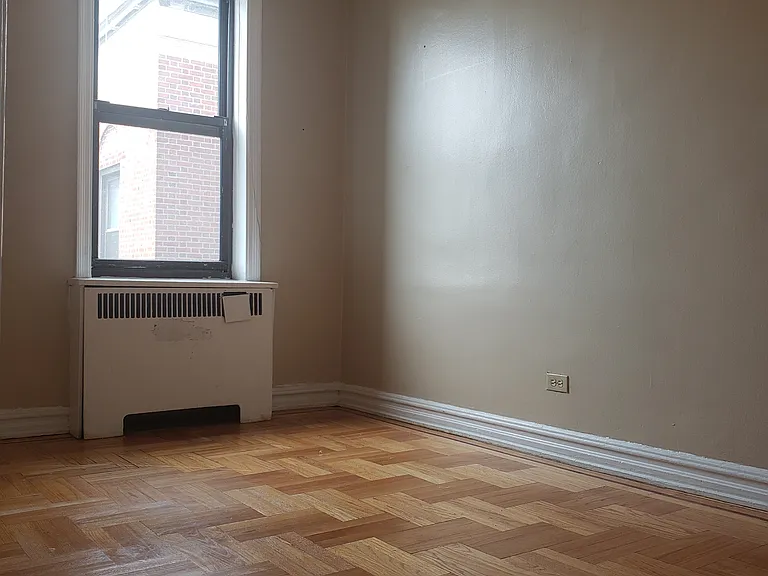 4915 Broadway #6L — Photo 5