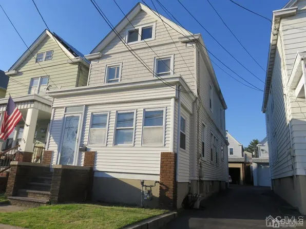 544 Lawrie St, Perth Amboy, NJ 08861