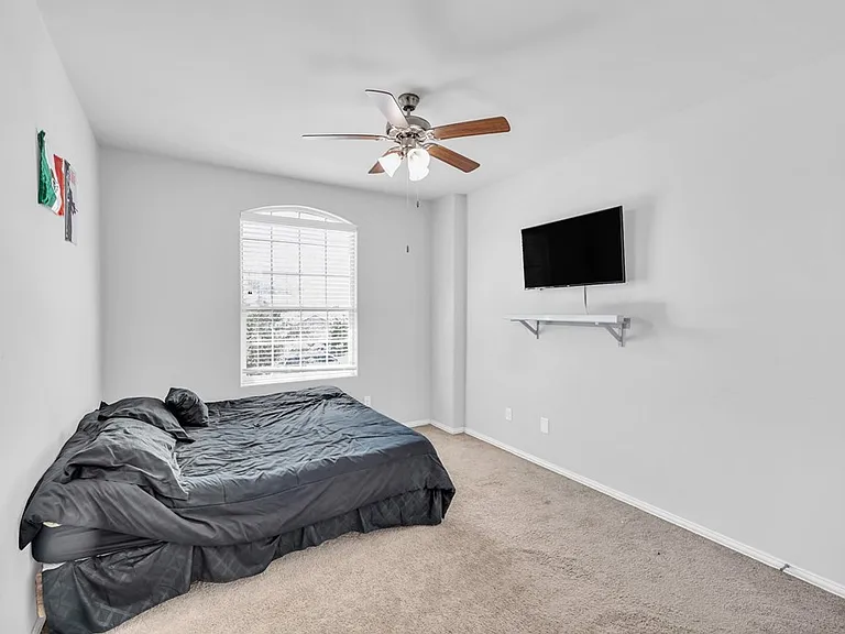2313 Sky View Rd — Photo 27