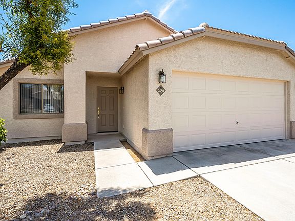 4th image of 2650 W Cezanne Cir