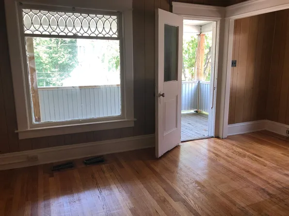 741 Maryland Ave #1, Syracuse, NY 13210