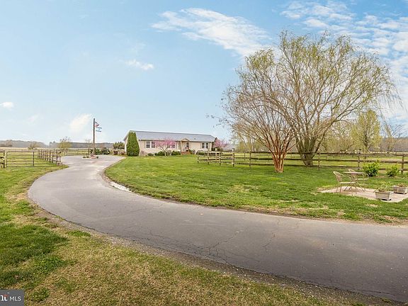 5th image of 8071 Brown Rd