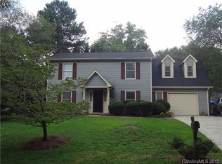 1425 Shady Knoll Ct, Matthews, NC 28105