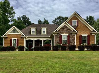 137 Glen Cedar Ln, Dawsonville, GA 30534