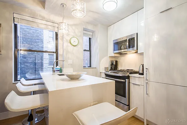 Rented by Oxford Property Group | media 54