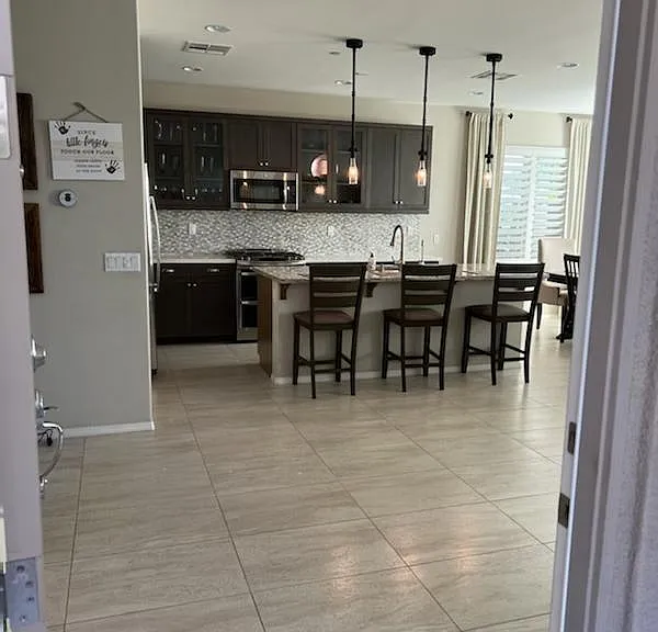 2072 Blue Oak Ln — Photo 3