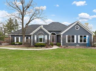 30945 N Manor Hill Rd, Grayslake, IL 60030