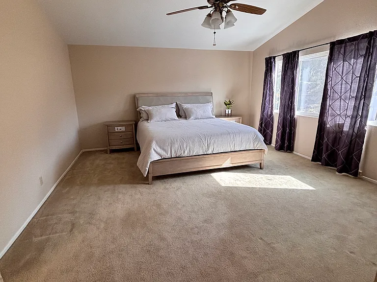 2209 Canyon Dr — Photo 21
