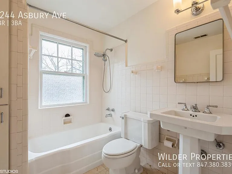 2244 Asbury Ave — Photo 10
