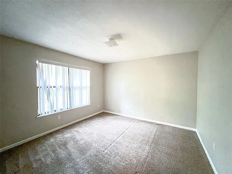 720 SW 77th Ter — Photo 14