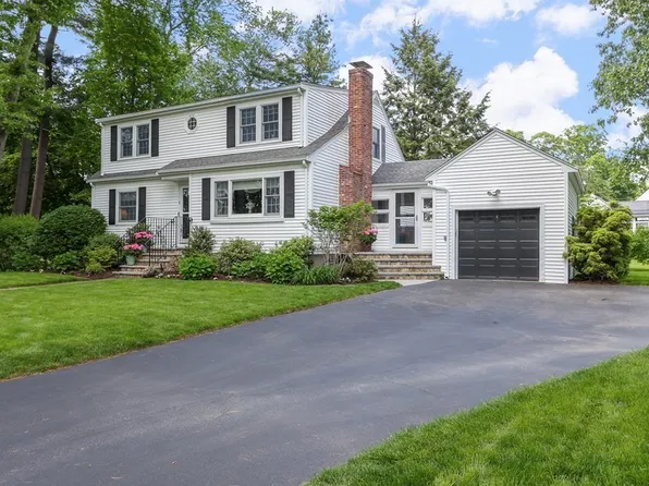 8 Frances Ave, Natick, MA 01760