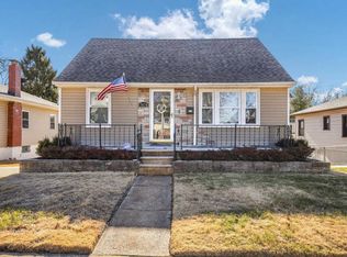7078 Pernod Ave, Saint Louis, MO