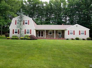 14 Garden Ln, Montvale, NJ 07645