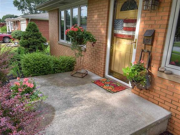 3rd image of 312 Witmer Ave