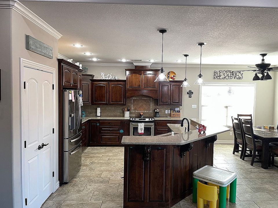 1st image of 8401 Silverstone Ct