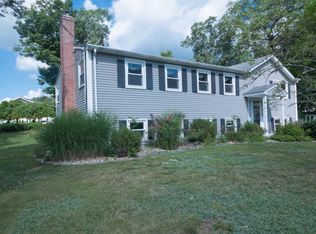 32 Washburn Dr, Plainville, CT 06062