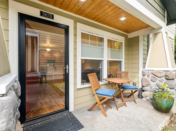 5907 40th Avenue SW #B, Seattle, WA 98136
