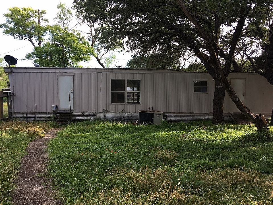 2nd image of 24810 Leatha Ln