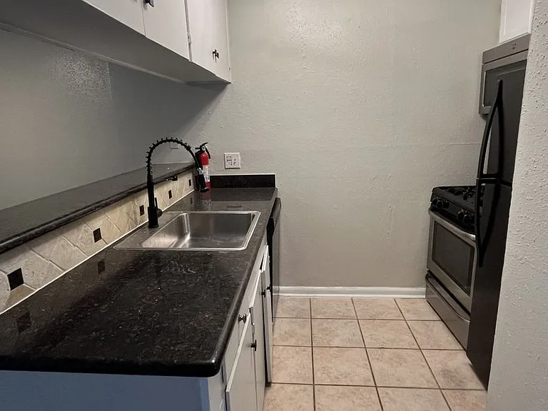 1507 California St — Photo 14