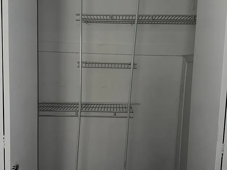 343 S 18th St #5 — Photo 9