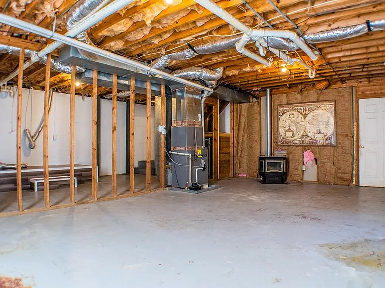 2179 Dave St — Photo 10