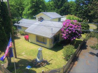 16118 W Hoffeldt Ln, Brookings, OR 97415