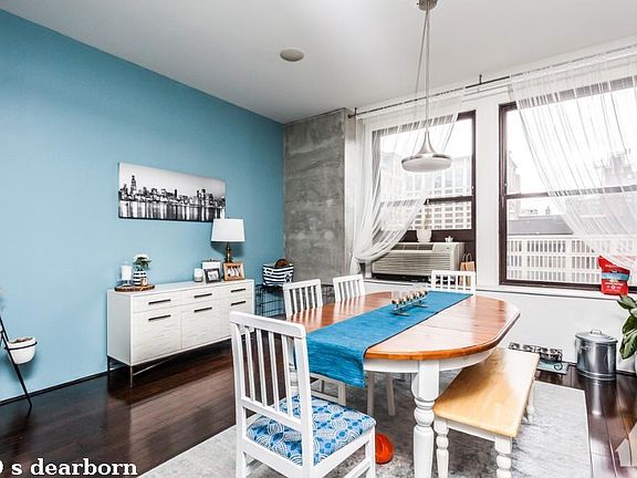 2nd image of 600 S Dearborn St #1023