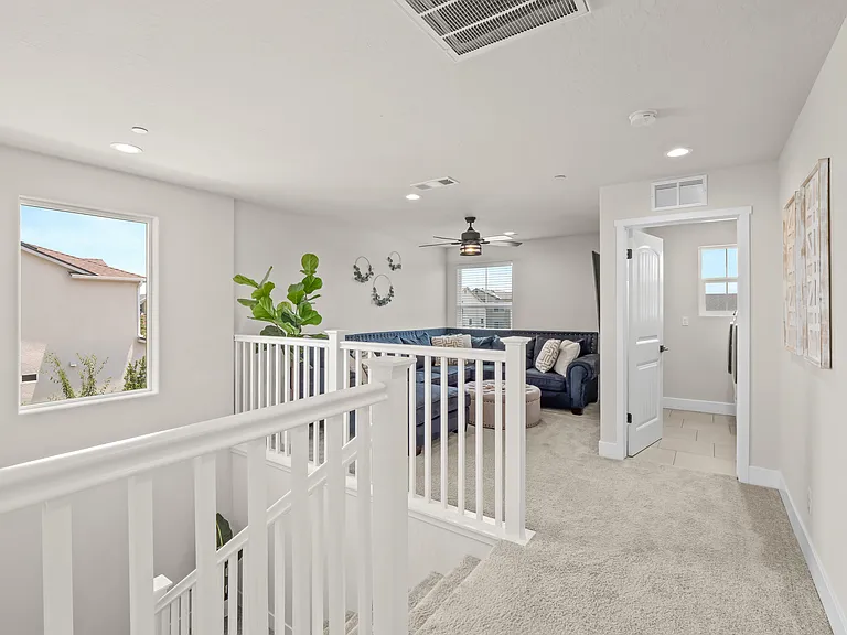 Celeste Ave — Photo 23