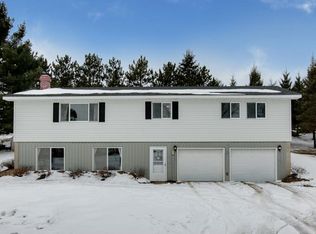 1555 County Road Gg, New Richmond, WI 54017