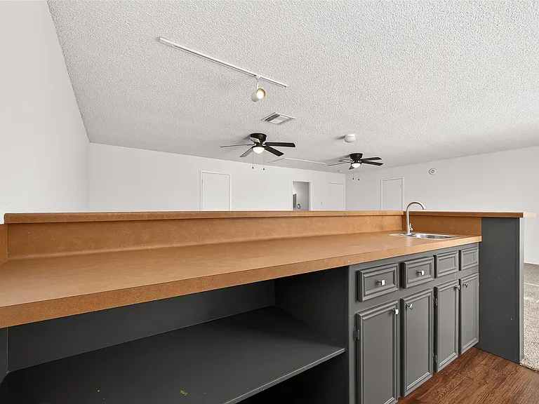 6203 Downwood Forest Dr — Photo 42